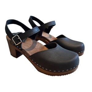 Sandgrens Victoria Classic Clog Sandal